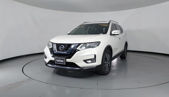 Nissan • X-Trail