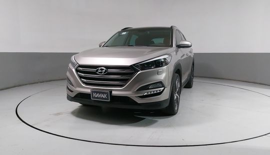 Hyundai • Tucson