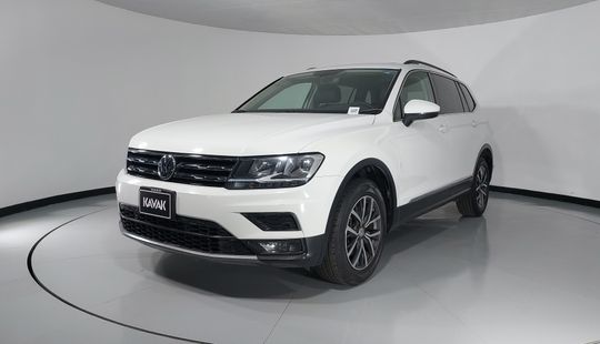 Volkswagen • Tiguan