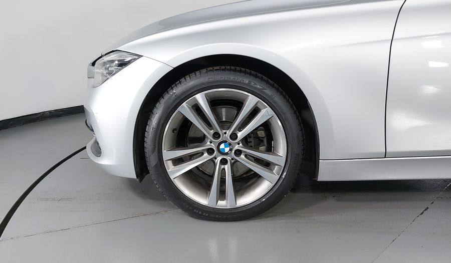 Bmw Serie 3 2.0 330IA SPORT LINE AUTO Sedan 2018