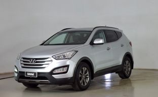 Hyundai • Santa Fe