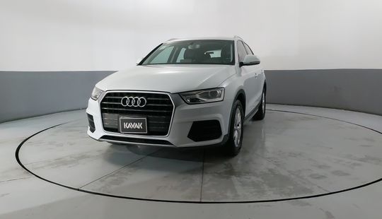 Audi • Q3