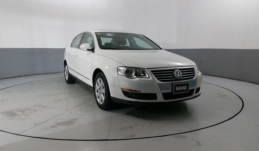 Volkswagen Passat 2.0 CC TURBO FSI DSG Sedan 2010