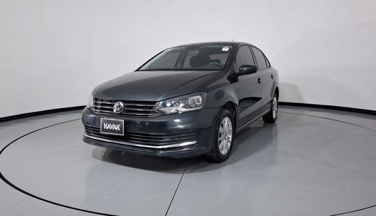 Volkswagen • Vento