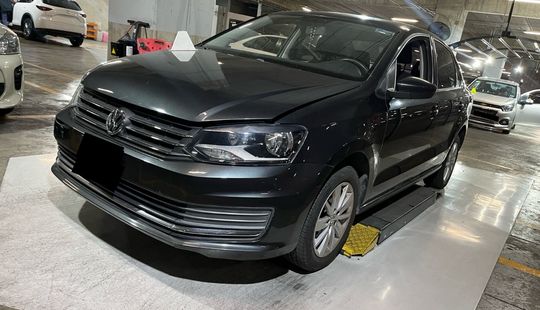 Volkswagen • Vento