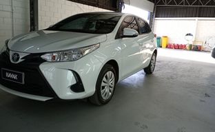 Toyota • Yaris