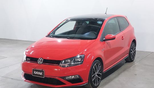 Volkswagen • Polo