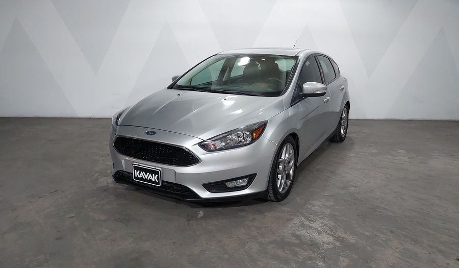 Ford Focus 2.0 SE AT Hatchback 2016