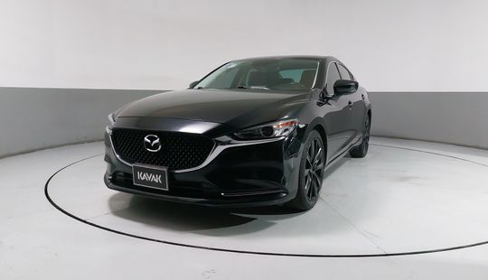 Mazda • Mazda 6