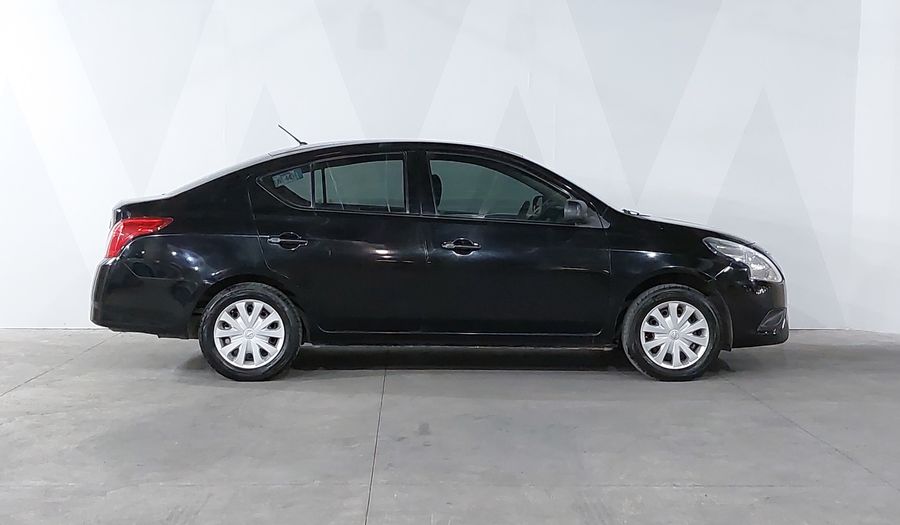 Nissan Versa 1.6 DRIVE Sedan 2017