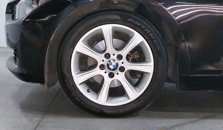 Bmw Serie 3 2.0 320IA Sedan 2014