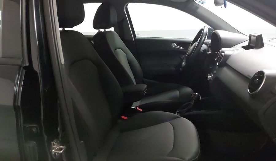 Audi A1 1.4 TFSI COOL S TRONIC Hatchback 2015