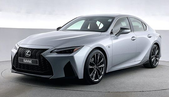 LEXUS • IS350