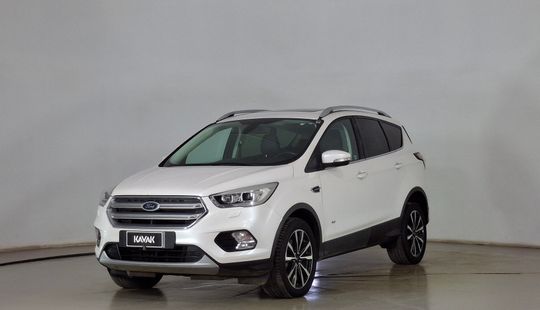 Ford • Escape