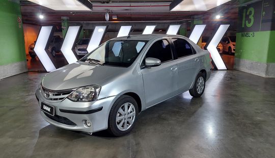 Toyota • Etios