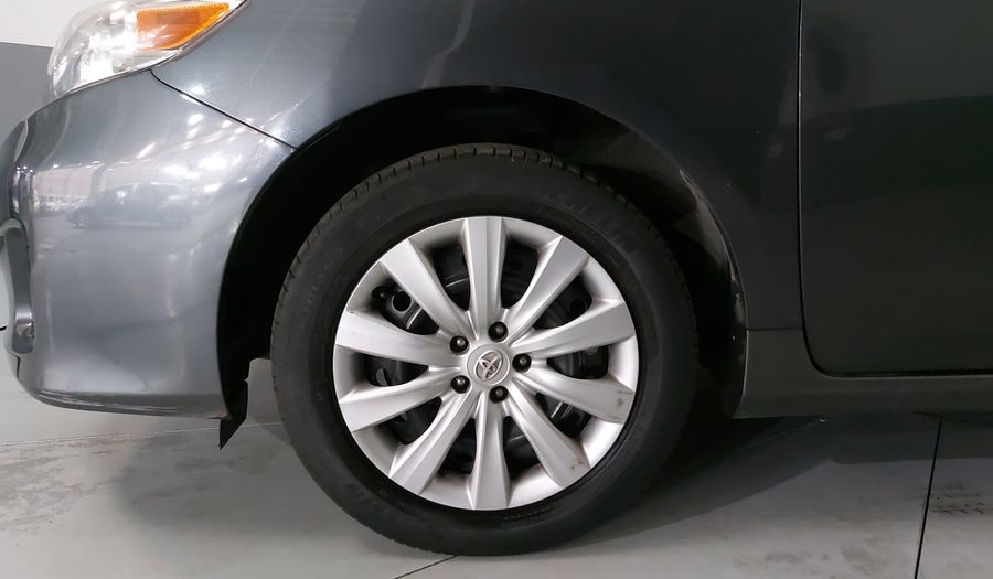 Toyota Corolla 1.8 LE AT Sedan 2012