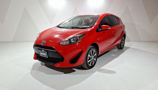 Toyota • Prius C