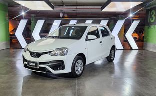 Toyota • Etios