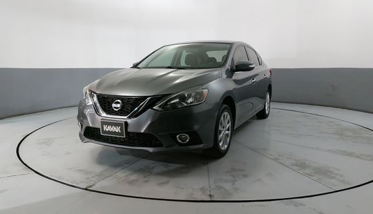 Nissan • Sentra