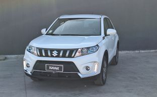 Suzuki • Vitara