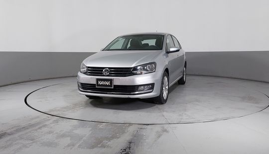 Volkswagen • Vento