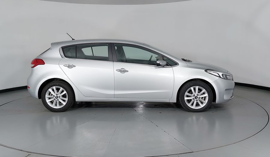 Kia Forte 2.0 EX AT Hatchback 2017