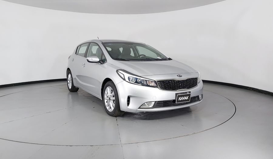 Kia Forte 2.0 EX AT Hatchback 2017