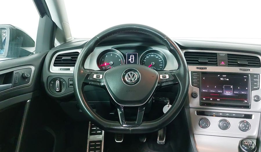 Volkswagen Golf 1.4 TSI COMFORLINE MT Hatchback 2015