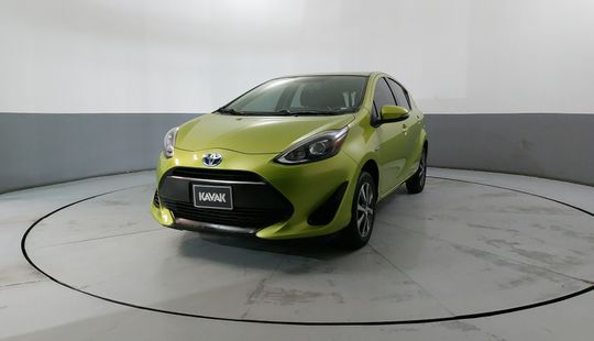 Toyota • Prius C