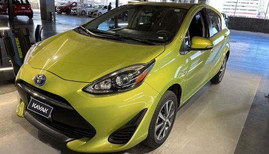 Toyota • Prius C