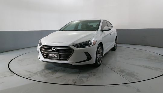 Hyundai • Elantra