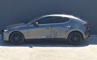 Mazda • Mazda 3