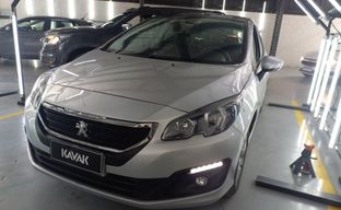 Peugeot • 308