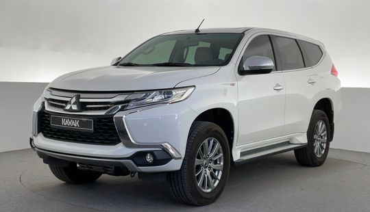 Mitsubishi • Montero Sport