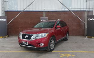 Nissan • Pathfinder