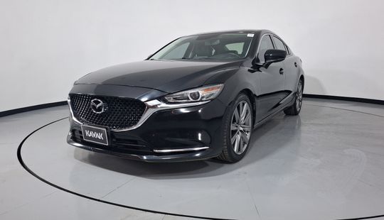 Mazda • Mazda 6