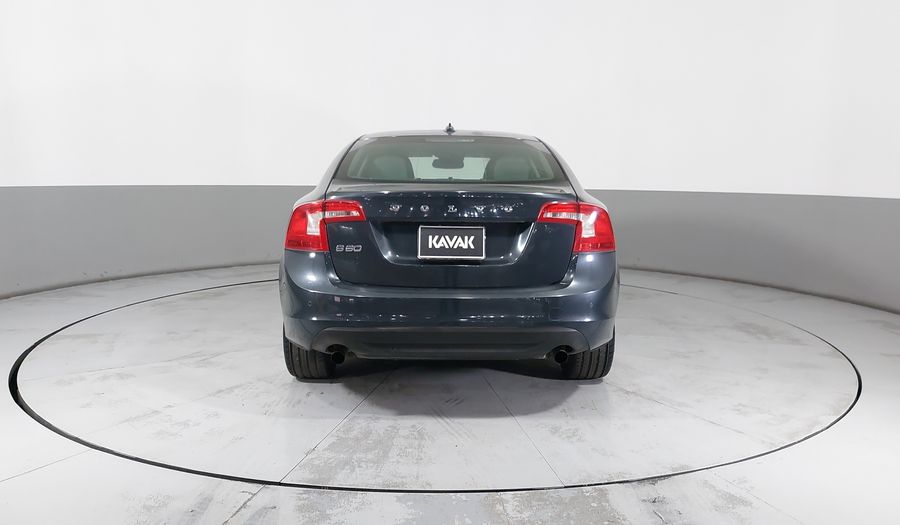 Volvo S60 1.6 T4 KINETIC AT Sedan 2011