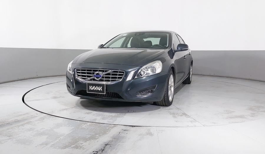 Volvo S60 1.6 T4 KINETIC AT Sedan 2011