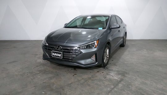 Hyundai • Elantra