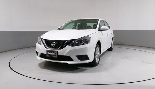 Nissan • Sentra