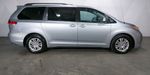 Toyota Sienna 3.5 XLE AT Minivan 2014