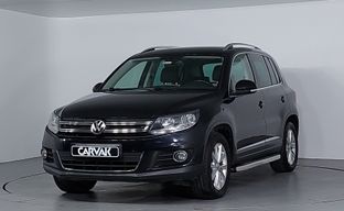 Volkswagen • Tiguan