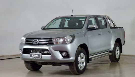 Toyota • Hilux