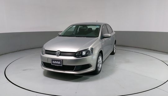 Volkswagen • Vento