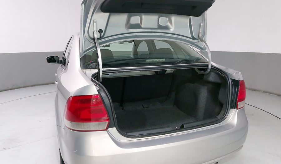 Volkswagen Vento 1.6 ACTIVE MT Sedan 2014