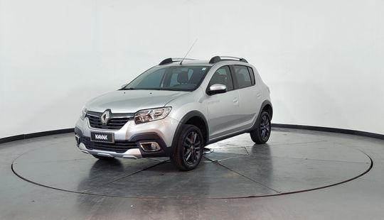 Renault • Sandero Stepway