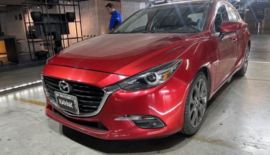 Mazda • Mazda 3