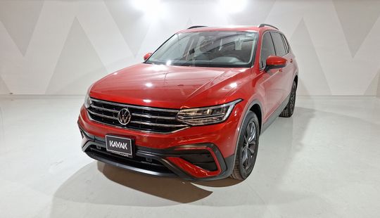 Volkswagen • Tiguan