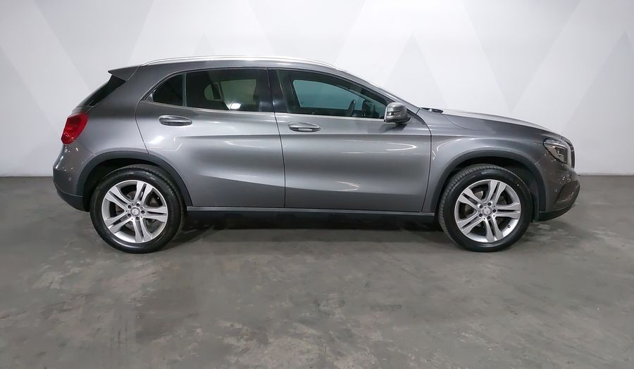 Mercedes Benz Clase Gla 1.6 GLA 200 CGI SPORT Suv 2017