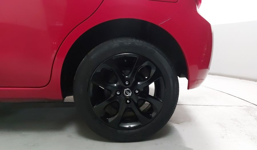 Nissan March 1.6 EXCLUSIVE BITONO AUTO Hatchback 2019